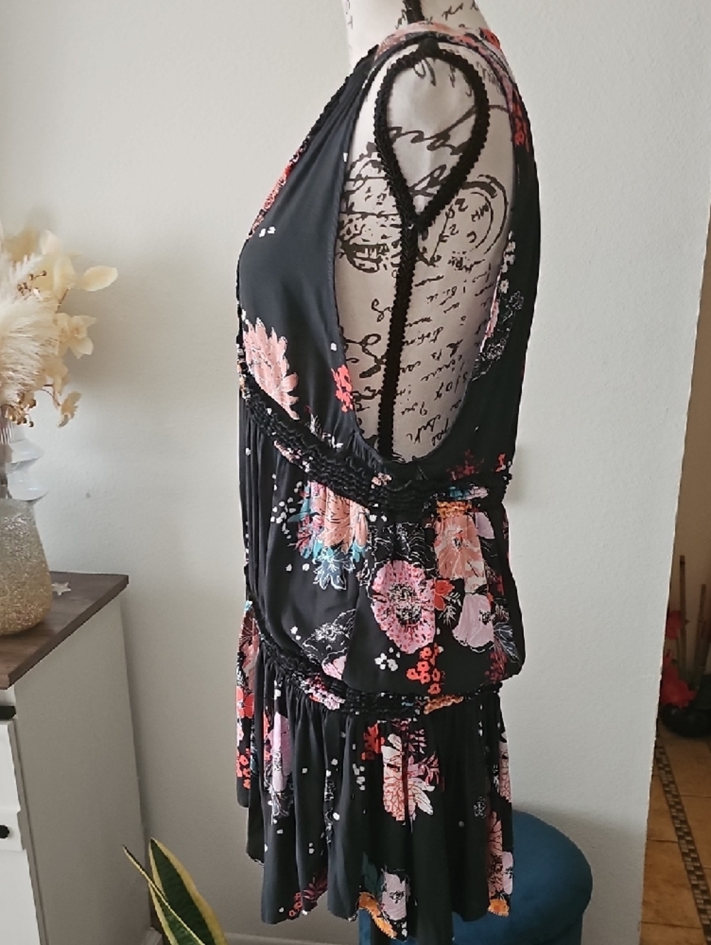 Free People Gray Floral V-Neck Tiered Top - Picture 4 of 7